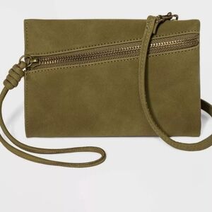 Universal Thread Crossbody Wristlet Phone Bag Wallet Women’s Olive Green Purse